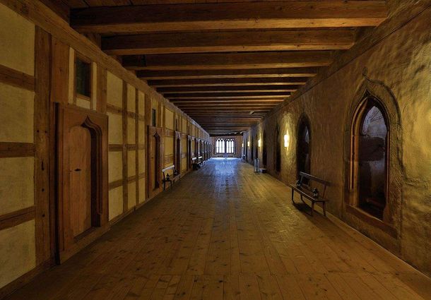 Alpirsbach monastery, dormitory, hall leading to the cells