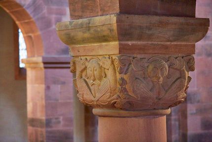 Monastère d’Alpirsbach Chapiteau dans l'église; l'image: Staatliche Schlösser und Gärten Baden-Württemberg, Markus Schwerer