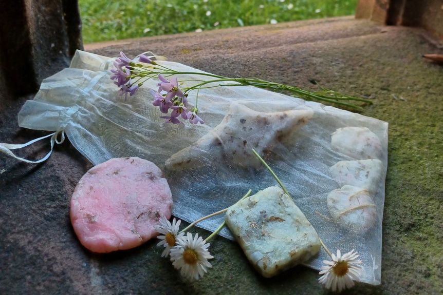 Foto: Staatlichen Schlösser und Gärten Baden-Württemberg, Sylvia Merkle Alpirsbacher Kloster, Detail, Seife